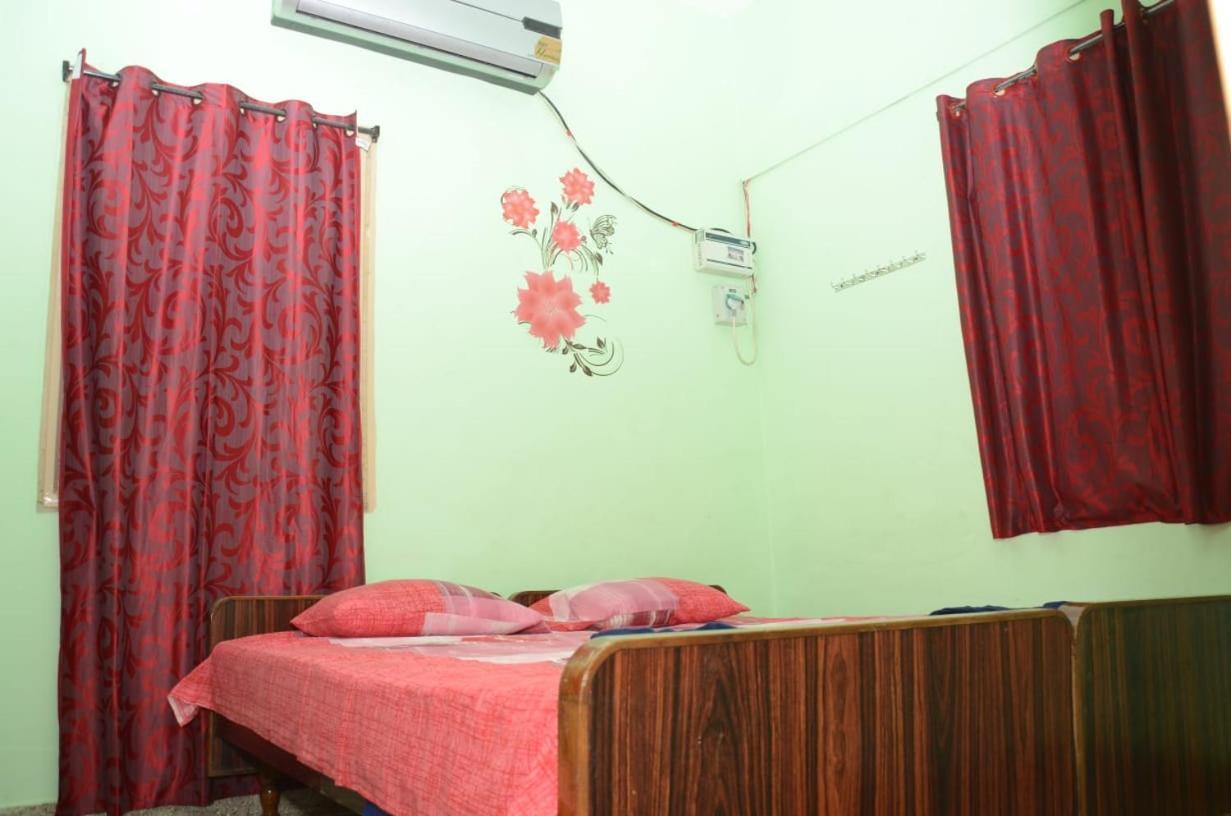 Manohar's * Tirupati