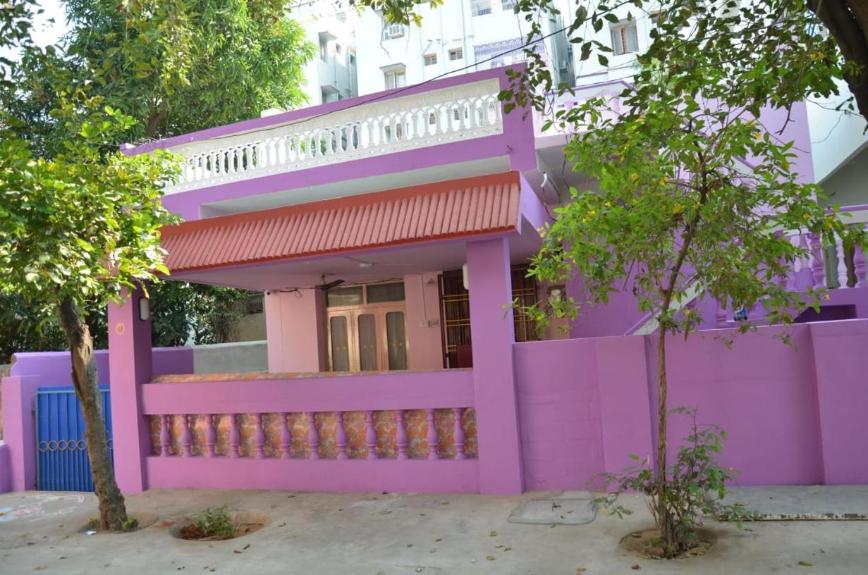 Manohar's